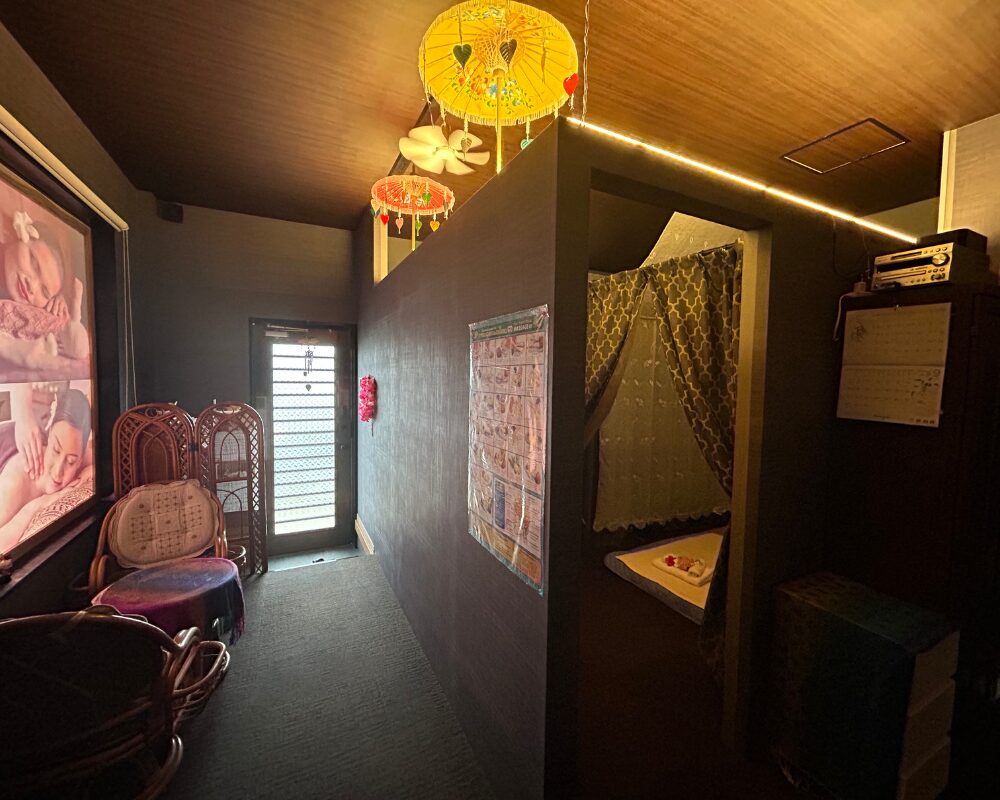 千葉県旭市ハのタイ古式マッサージ・スマイルの店内