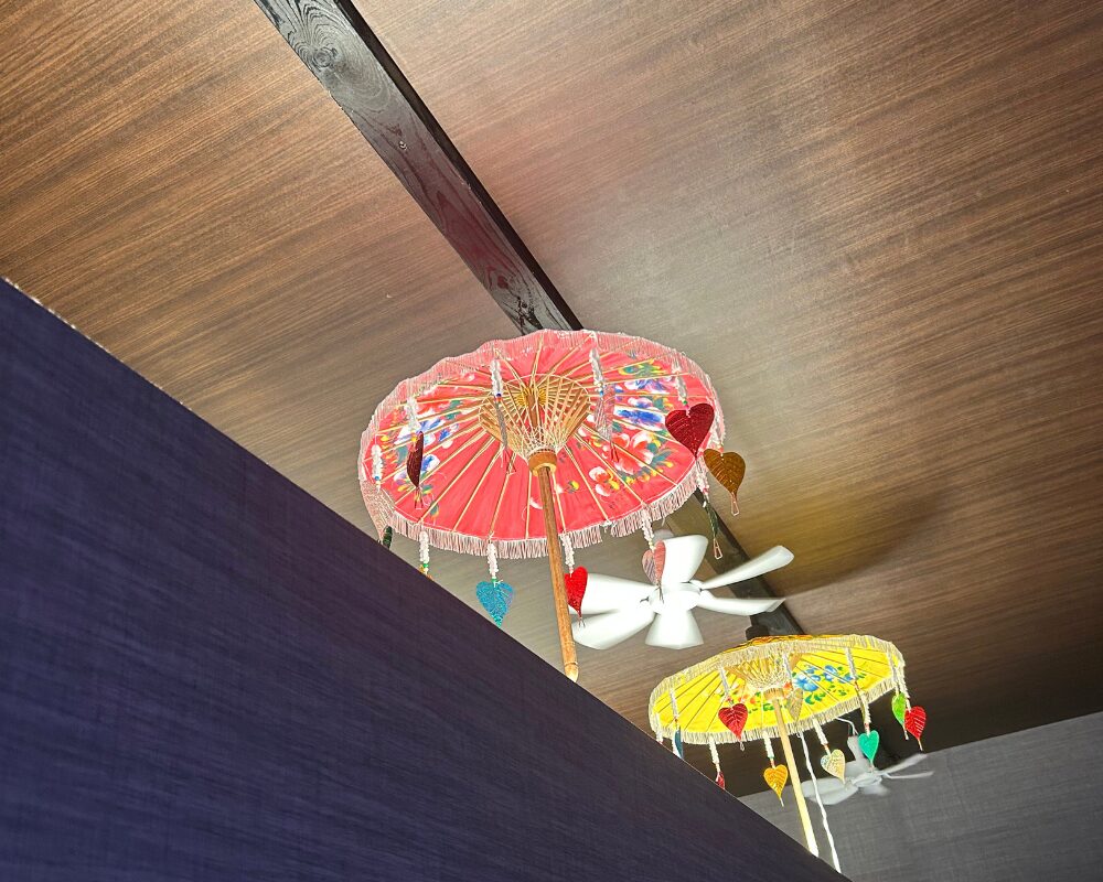 千葉県旭市ハのタイ古式マッサージ・スマイルの天井